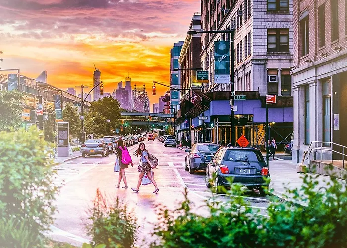 Q4 Hotel And Hostel New York